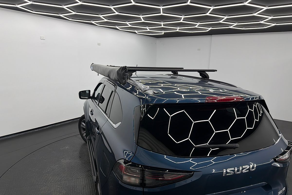 2024 Isuzu MU-X LS-T
