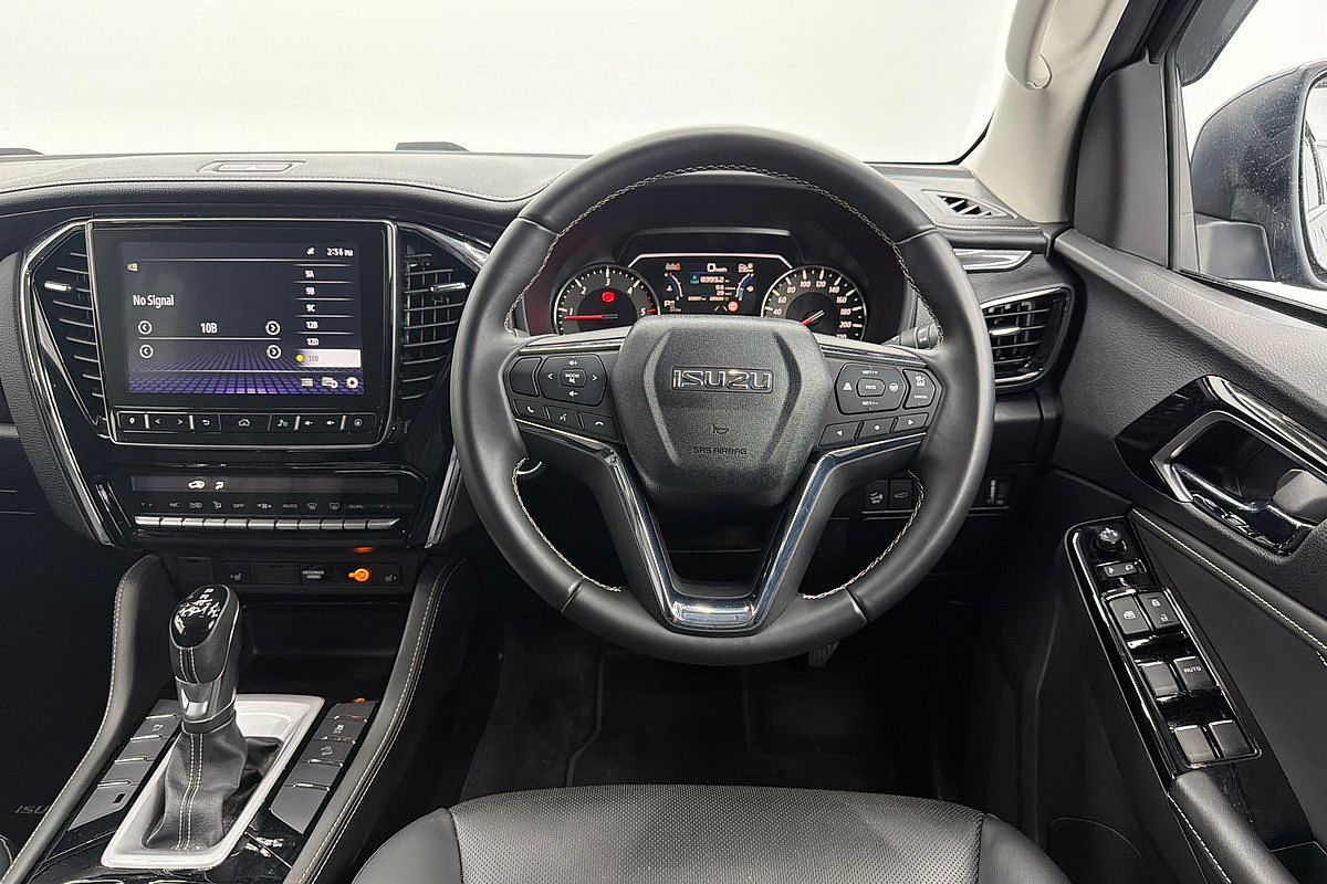 2024 Isuzu MU-X LS-T