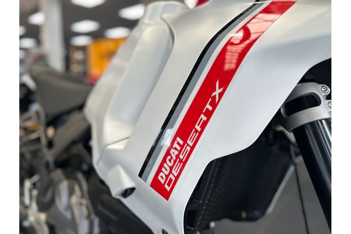 2025 Ducati DESERT X