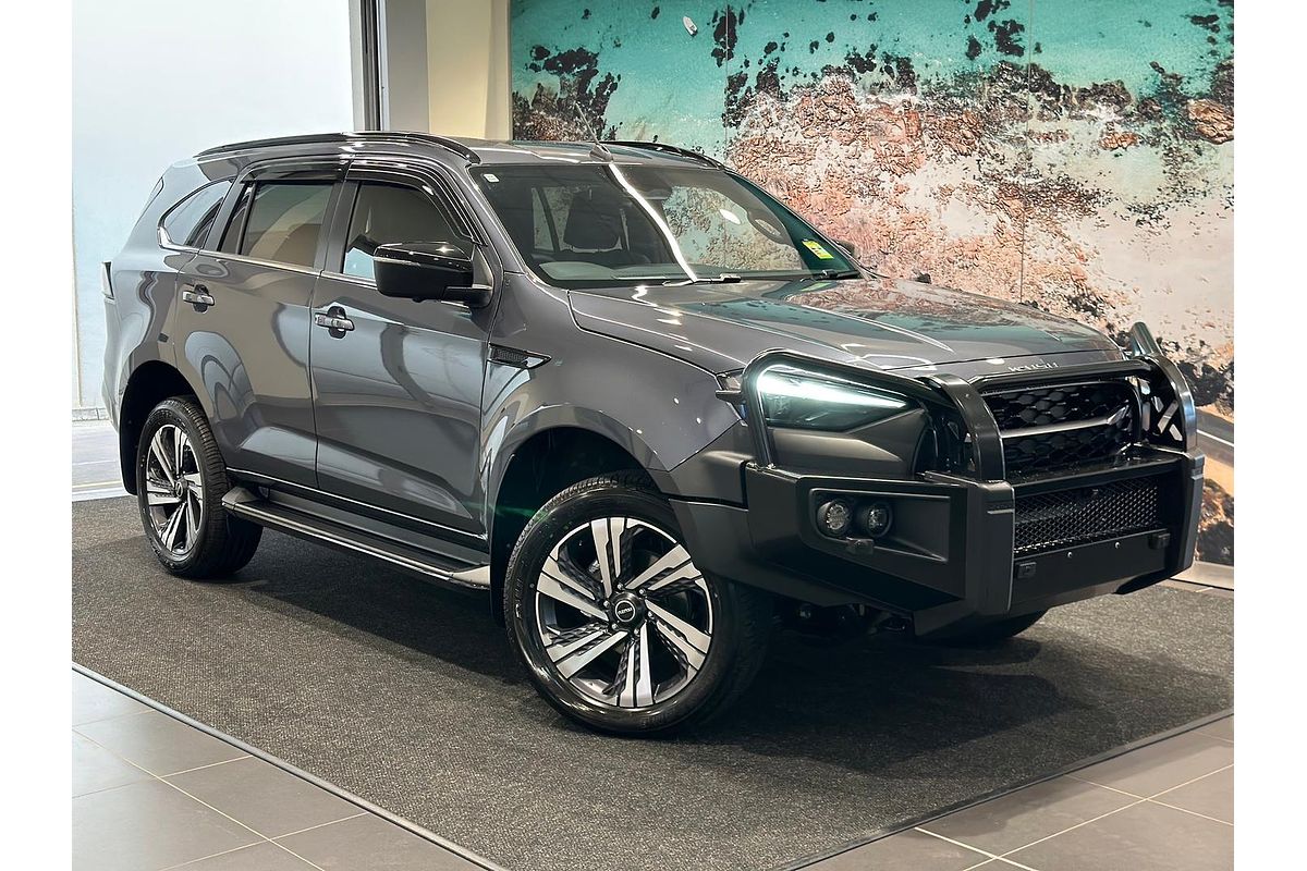2026 Isuzu MU-X LS-T
