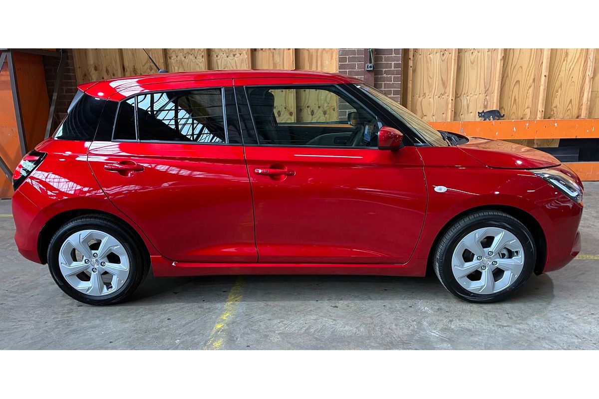 2026 Suzuki Swift Hybrid Plus UZ