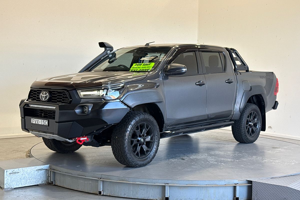 2021 Toyota Hilux SR5 (4x4) GUN126R FACELIFT 4X4