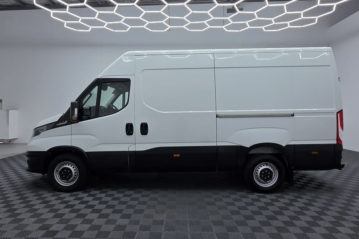 2022 IVECO Daily 35S14V