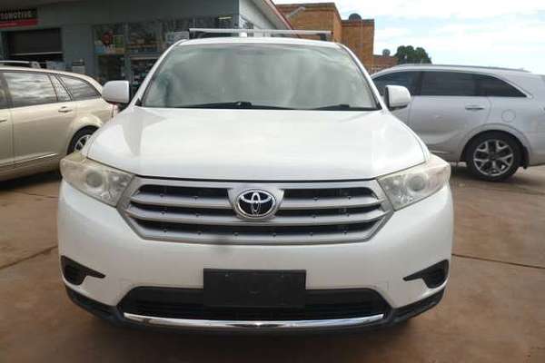 2013 Toyota Kluger