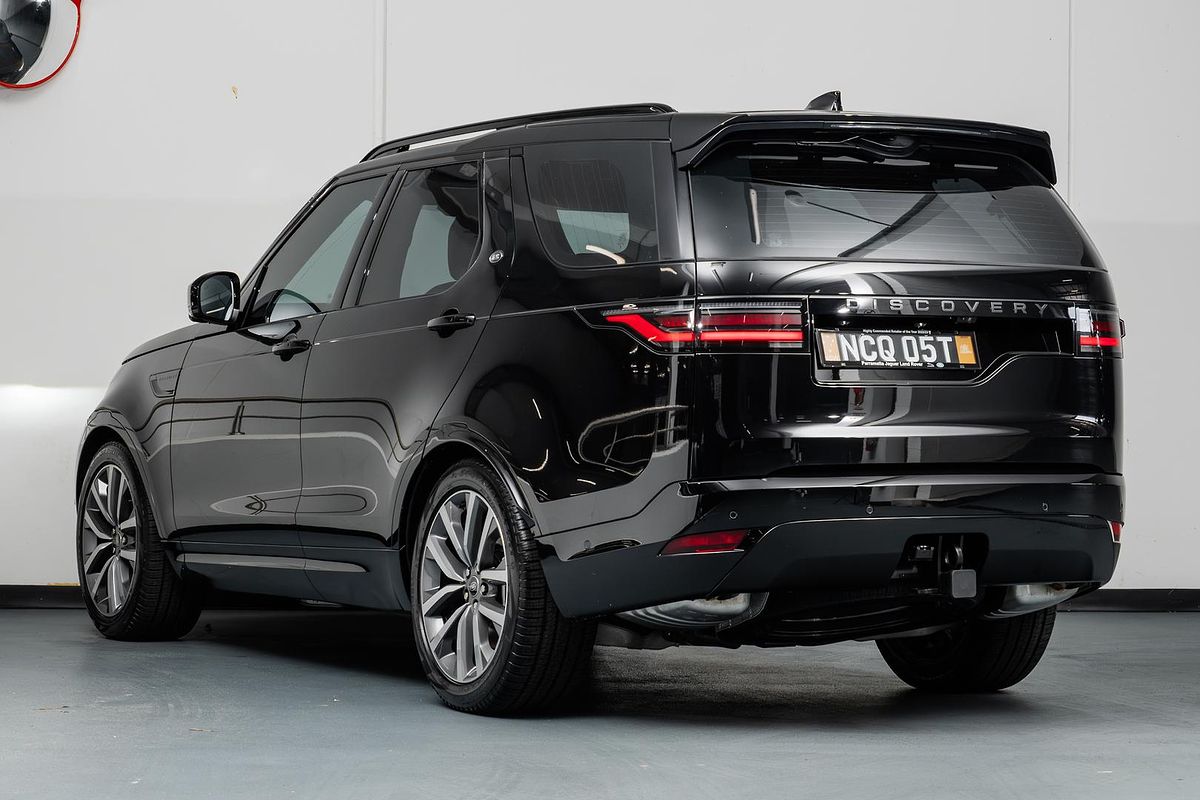 2026 Land Rover Discovery D350 Dynamic SE Series 5
