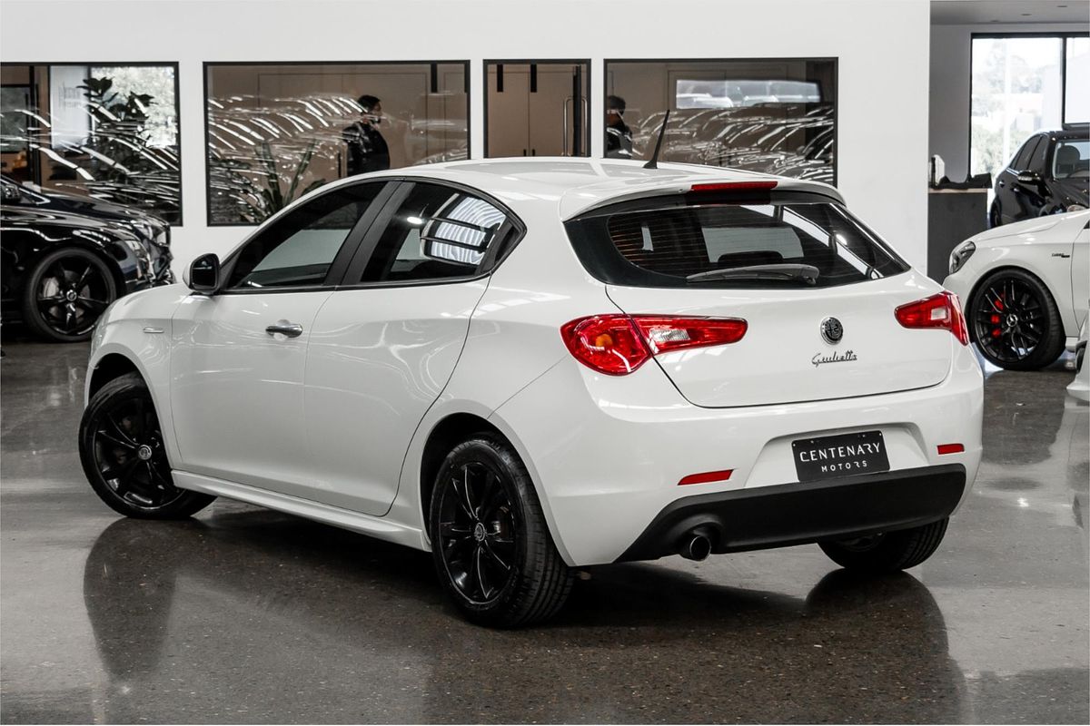 2014 Alfa Romeo Giulietta Progression Series 0