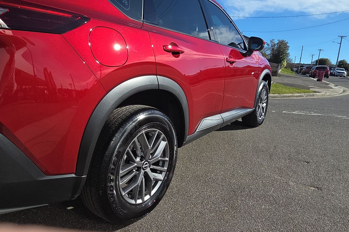 2022 Nissan X-TRAIL ST T33
