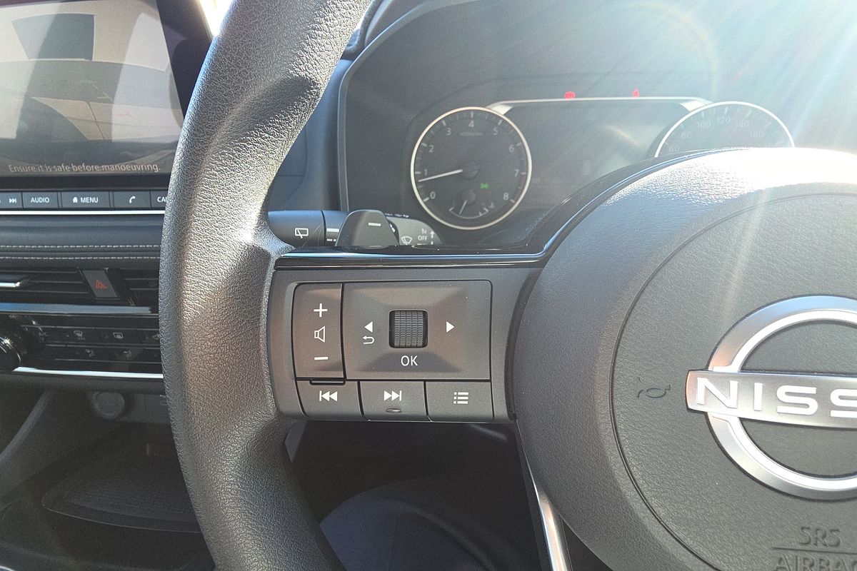 2022 Nissan X-TRAIL ST T33