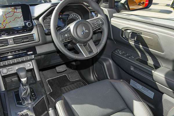 2026 Mitsubishi Triton GSR MV 4X4 thumb-17