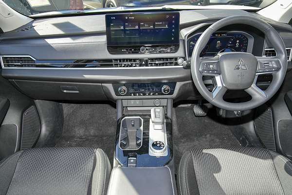 2025 Mitsubishi Outlander ES ZM thumb-17