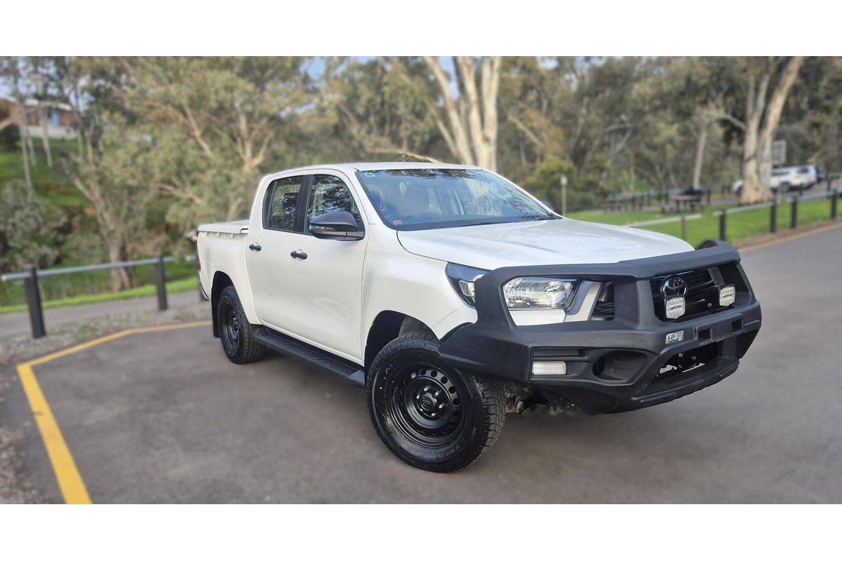2021 Toyota Hilux SR GUN126R 4X4