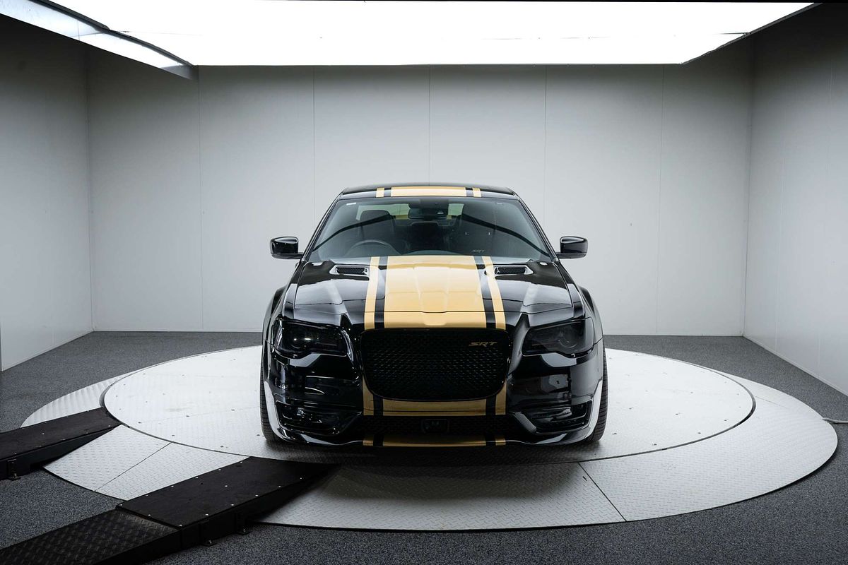 2019 Chrysler 300 SRT LX