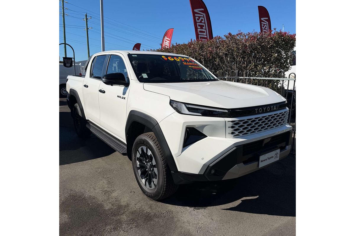 2025 Toyota Hilux SR5 GUN226R 4X4