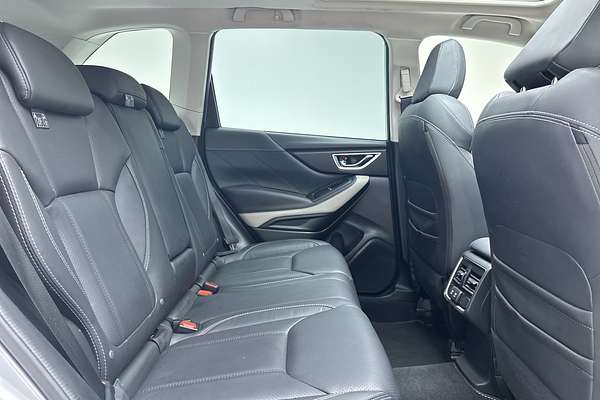 2022 Subaru Forester 2.5i-S S5 thumb-11