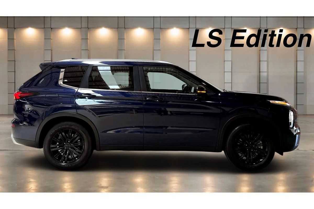 2024 Mitsubishi Outlander LS ZM