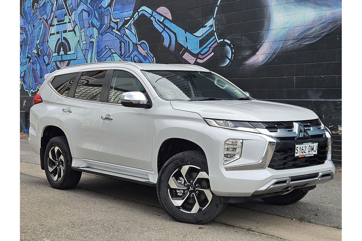 2024 Mitsubishi Pajero Sport GLS QG