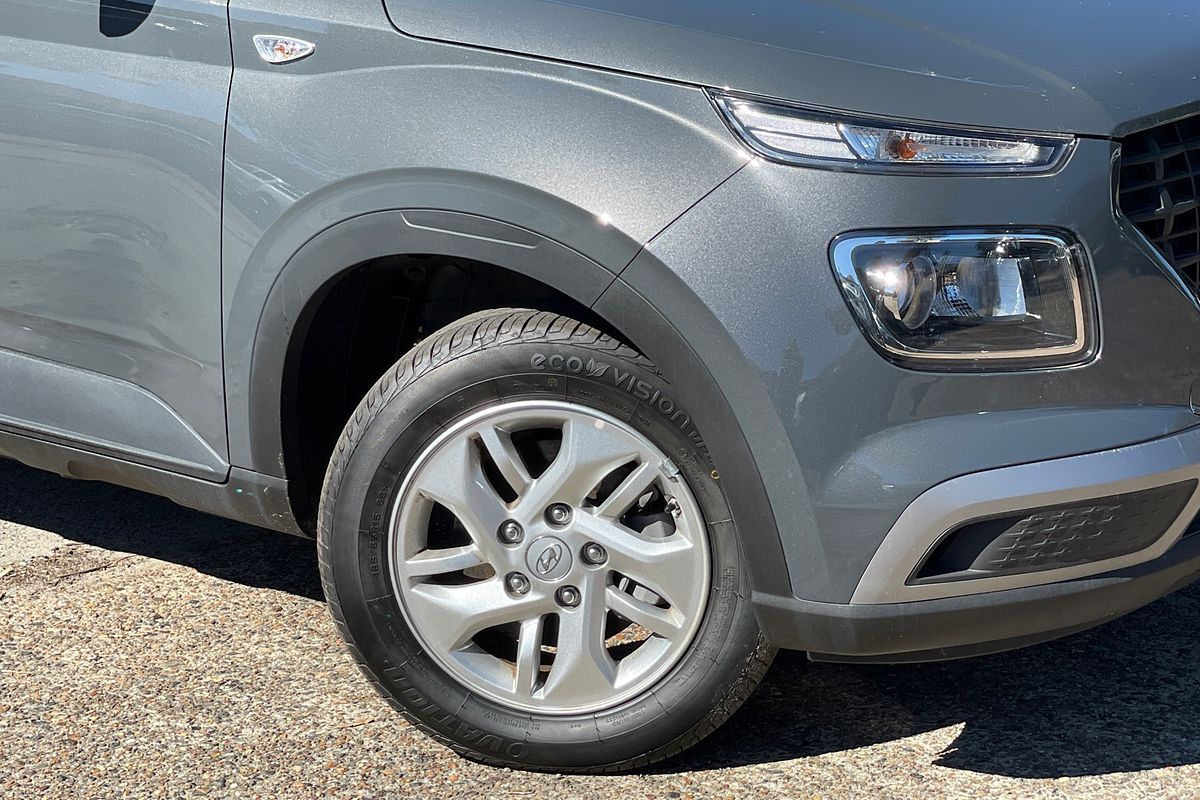 2025 Hyundai Venue Active QX.V5