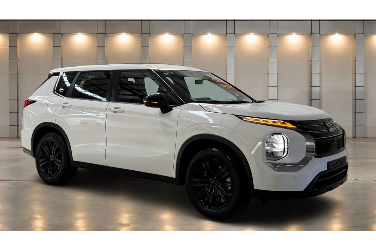 2024 Mitsubishi Outlander ES ZM