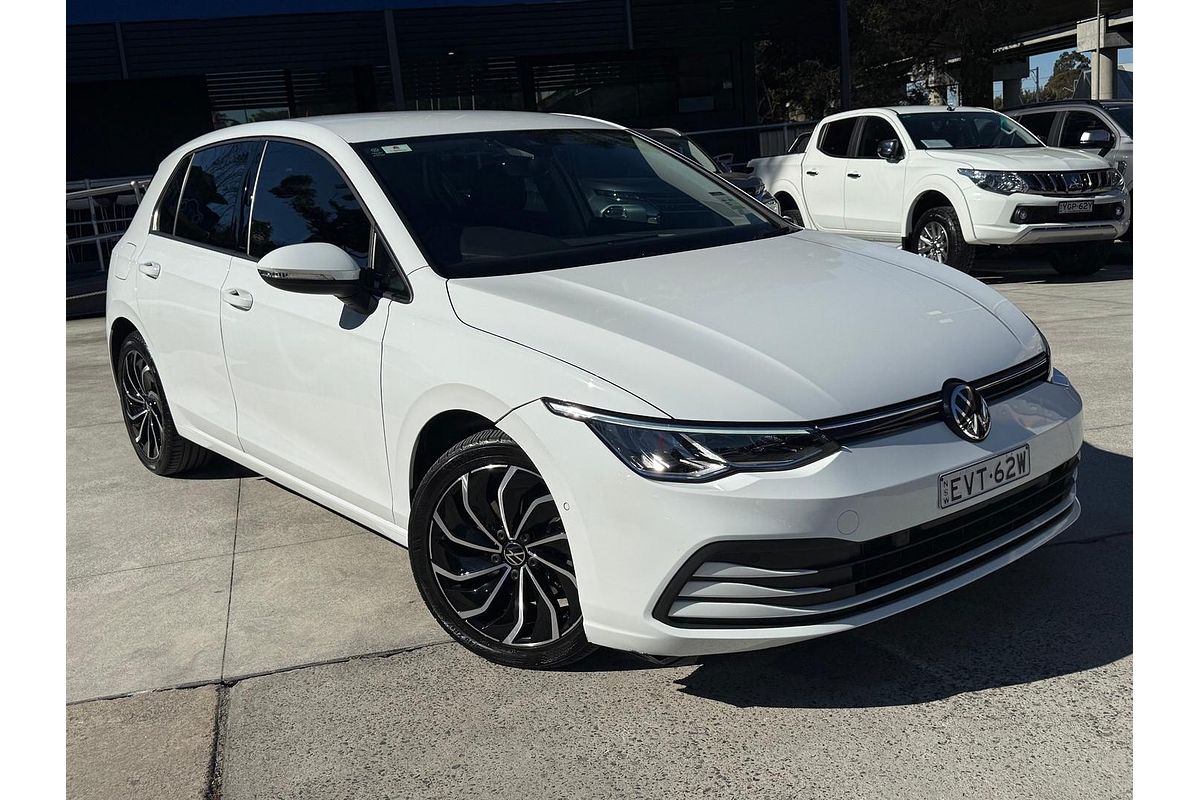 2022 Volkswagen Golf 110TSI Life 8