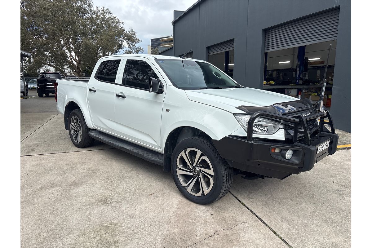 2022 Isuzu D-MAX SX 4X4