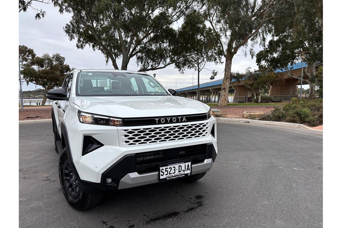2025 Toyota Hilux SR GUN236R Rear Wheel Drive