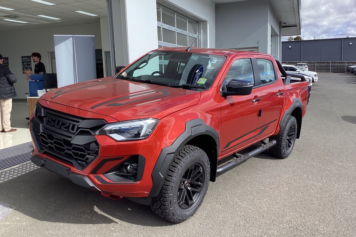 2026 Isuzu D-MAX BLADE 4X4