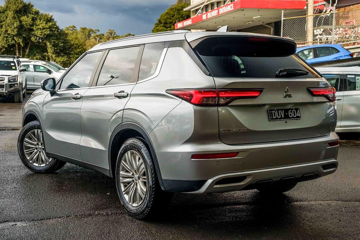 2021 Mitsubishi Outlander LS ZM