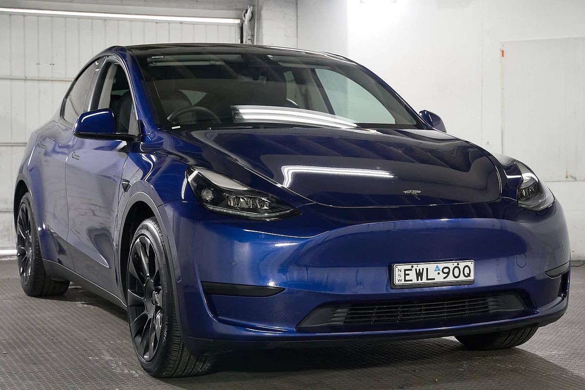 2022 Tesla Model Y Rear-Wheel Drive