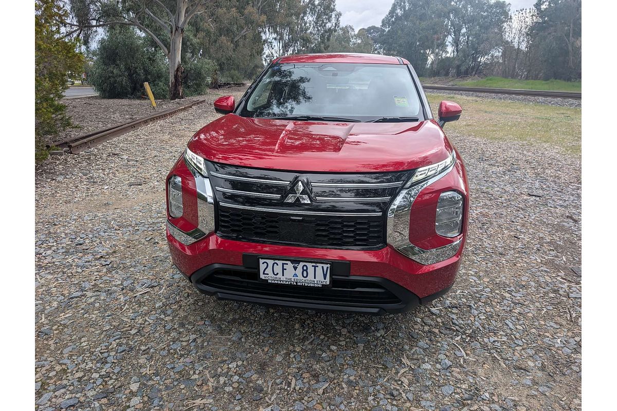 2025 Mitsubishi Outlander PHEV ES ZM