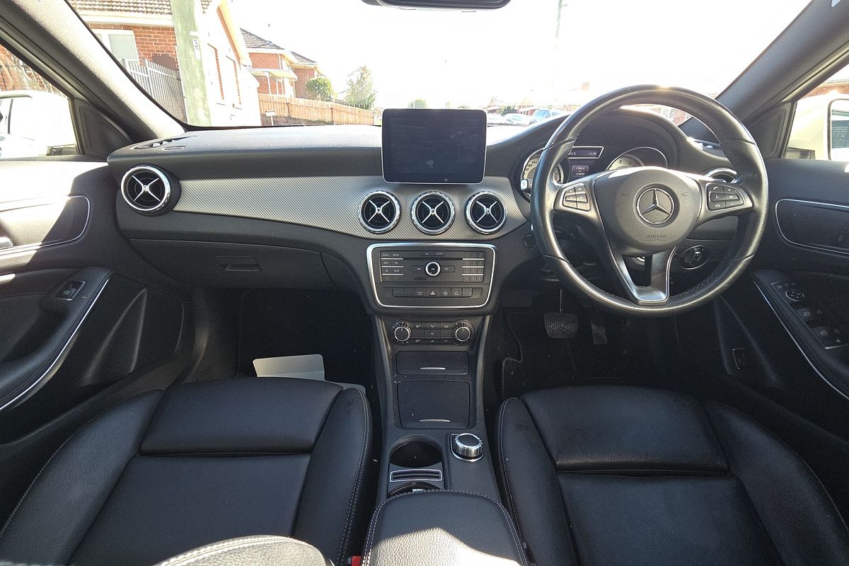 2017 Mercedes-Benz GLA GLA180 X156