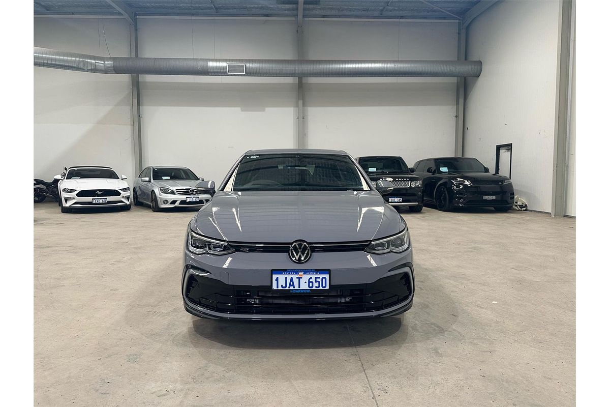 2023 Volkswagen Golf 110TSI R-Line 8