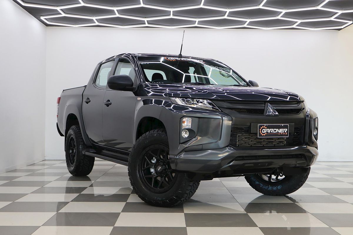 2023 Mitsubishi Triton GLX+ MR 4X4