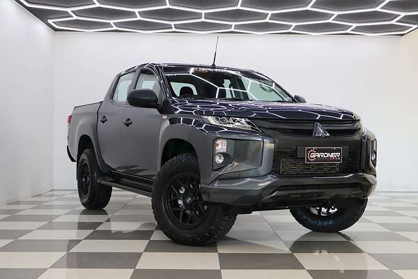 2023 Mitsubishi Triton GLX+ MR 4X4