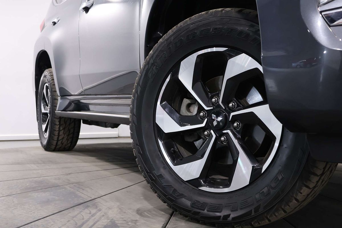 2024 Mitsubishi Pajero Sport GLS QG