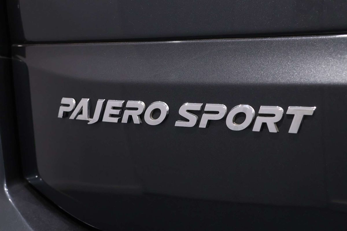 2024 Mitsubishi Pajero Sport GLS QG