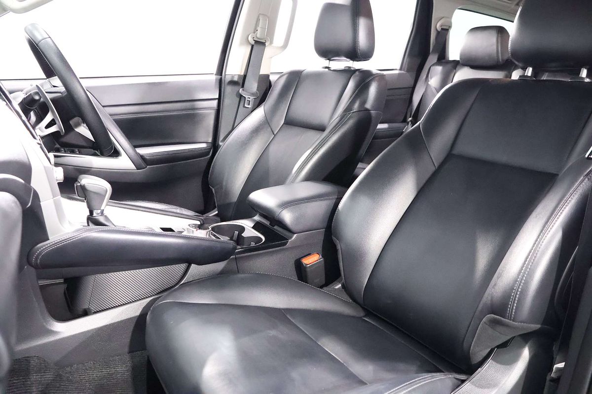 2024 Mitsubishi Pajero Sport GLS QG