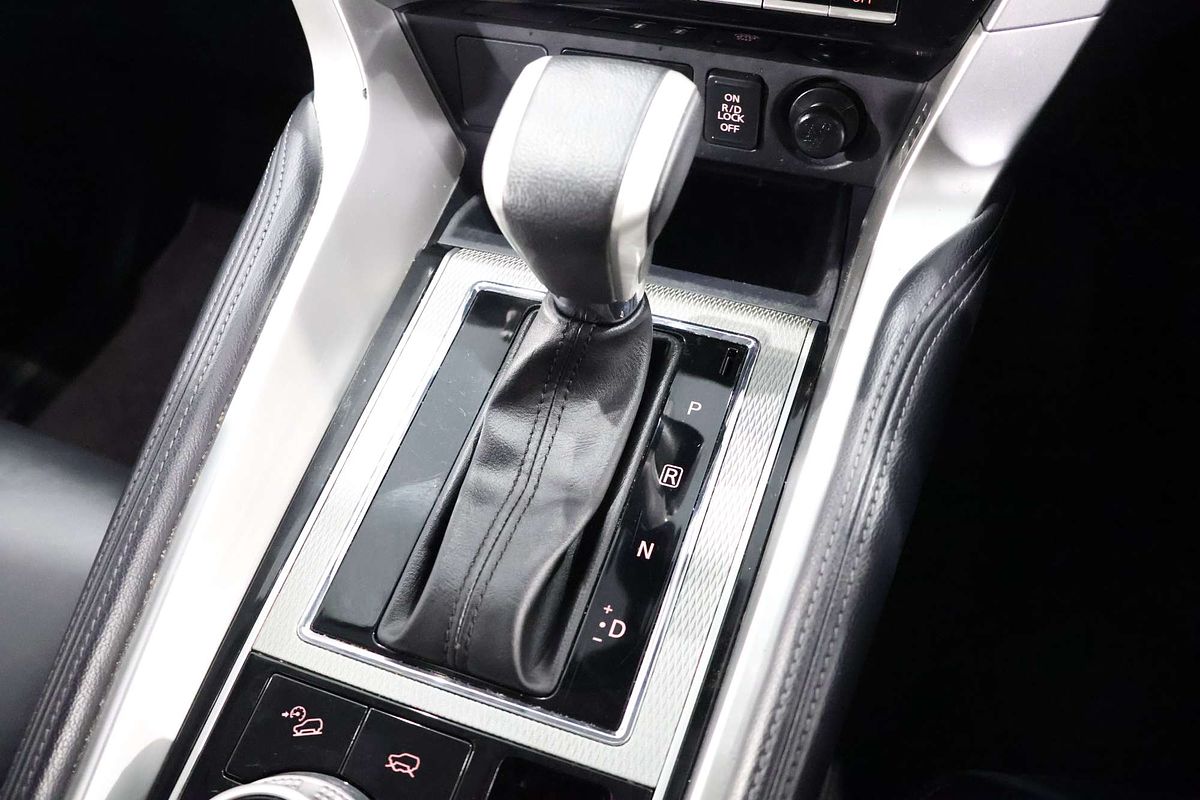 2024 Mitsubishi Pajero Sport GLS QG