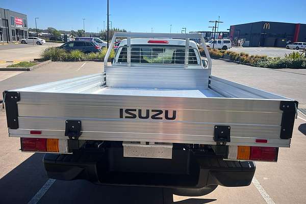2026 Isuzu D-MAX SX High Ride Rear Wheel Drive