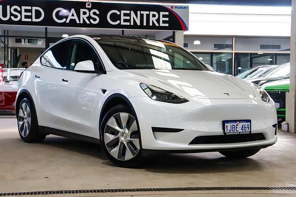 2022 Tesla Model Y Rear-Wheel Drive