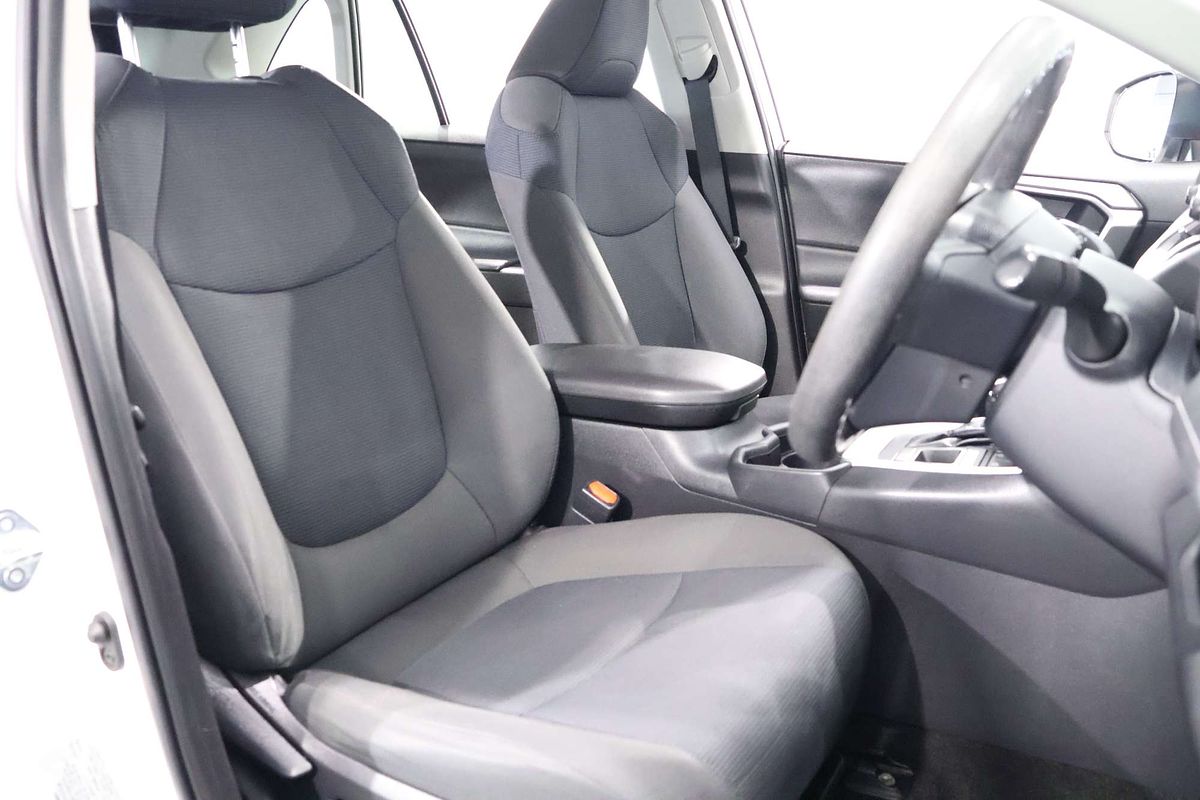 2020 Toyota RAV4 GX AXAH52R