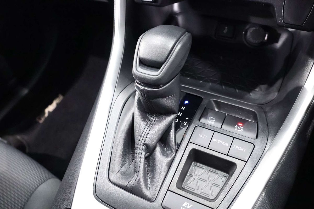 2020 Toyota RAV4 GX AXAH52R