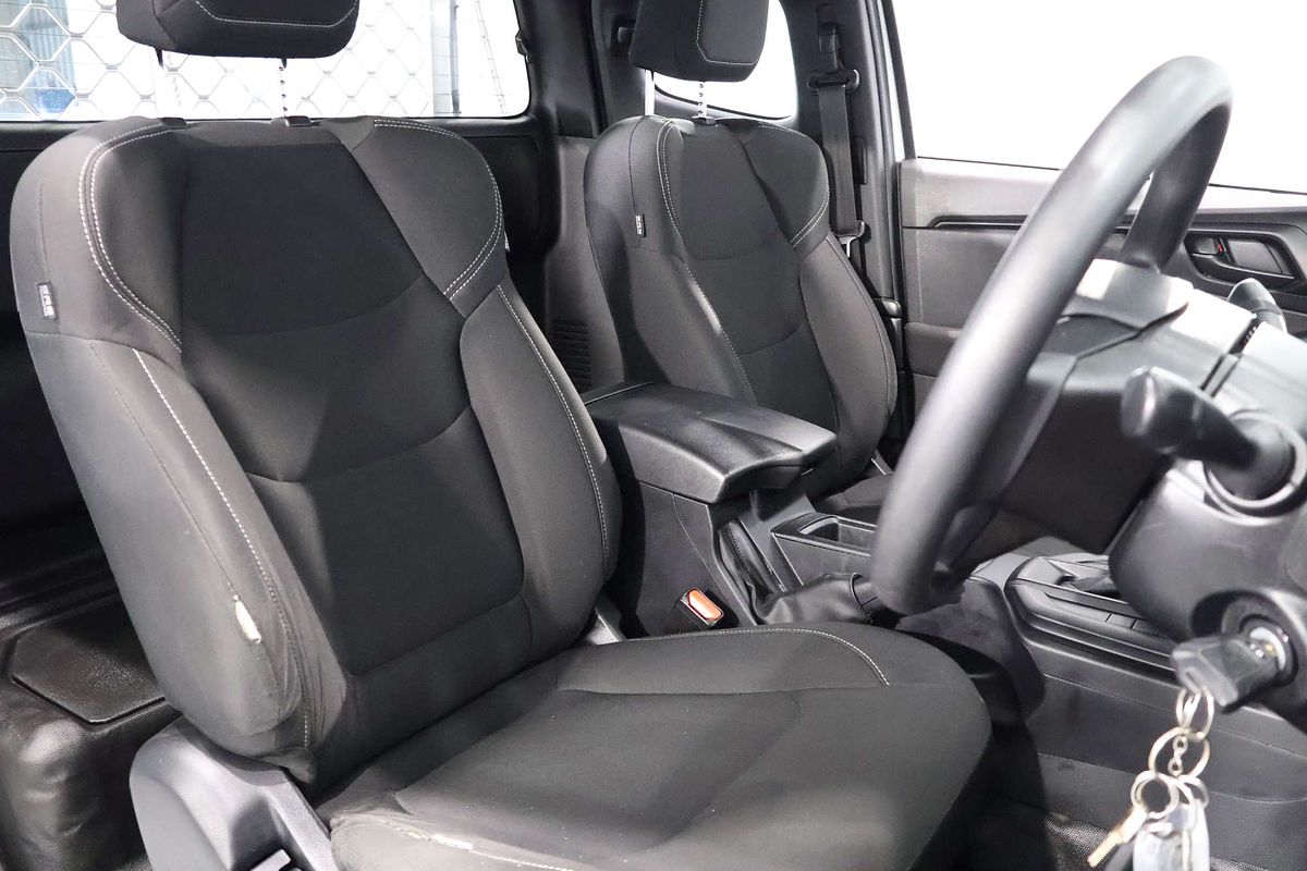 2020 Isuzu D-MAX SX High Ride Rear Wheel Drive