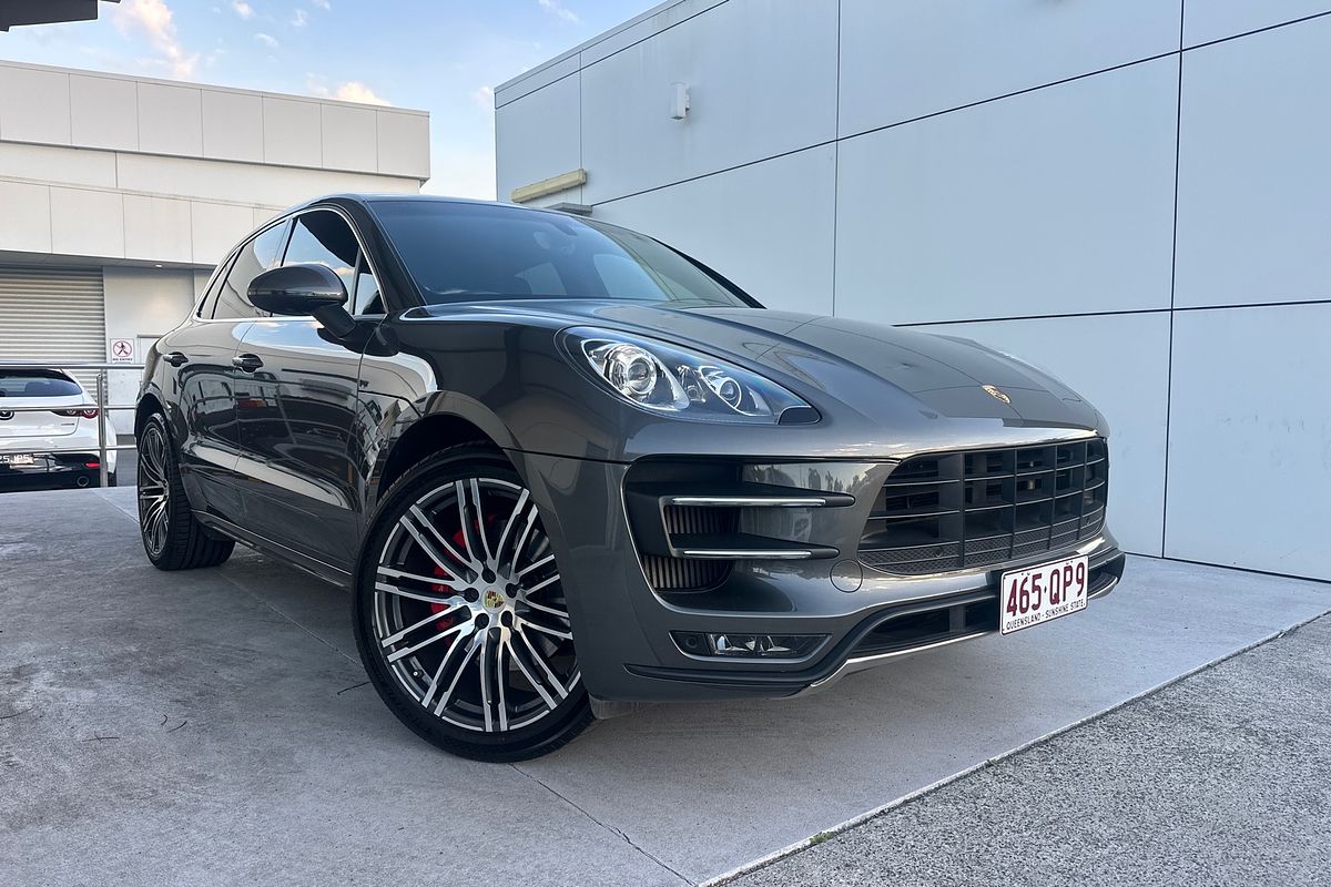 2015 Porsche Macan Turbo 95B