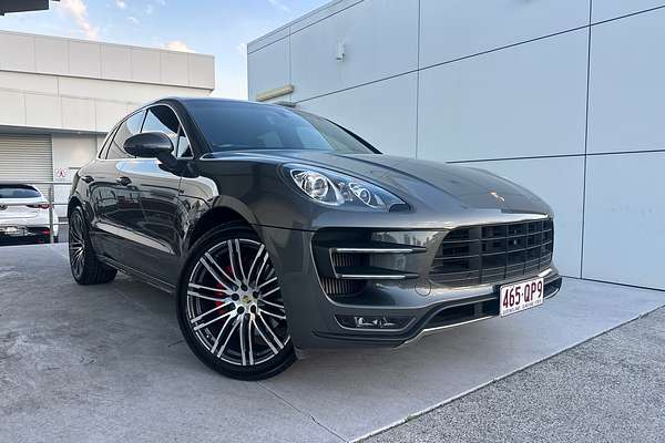 2015 Porsche Macan Turbo 95B