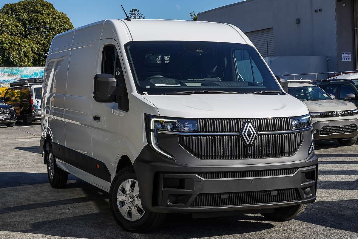 2026 Renault Master MWB XDD MWB Mid Roof
