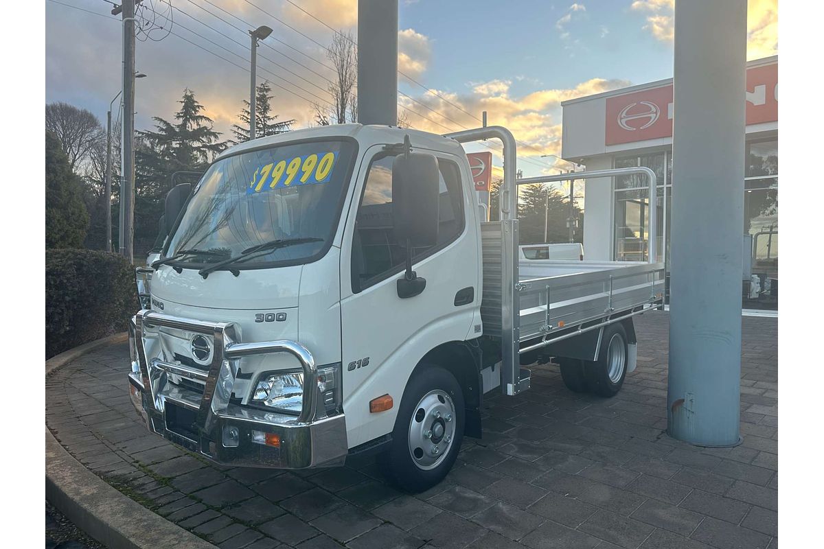 2025 Hino 300 Series 616 SWB