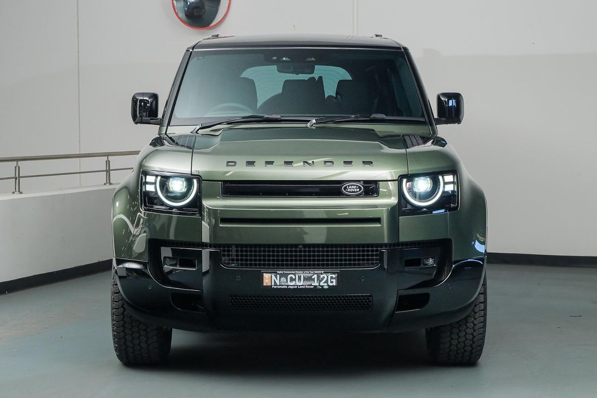 2025 Land Rover Defender 110 D350 X-Dynamic SE L663