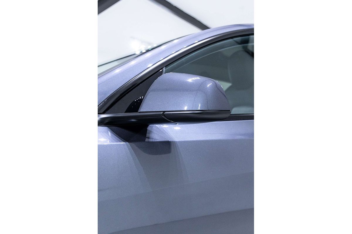 2022 Tesla Model Y Rear-Wheel Drive