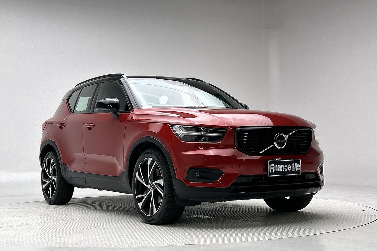 2019 Volvo XC40 T5 R-Design