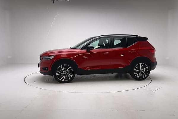 2019 Volvo XC40 T5 R-Design thumb-3